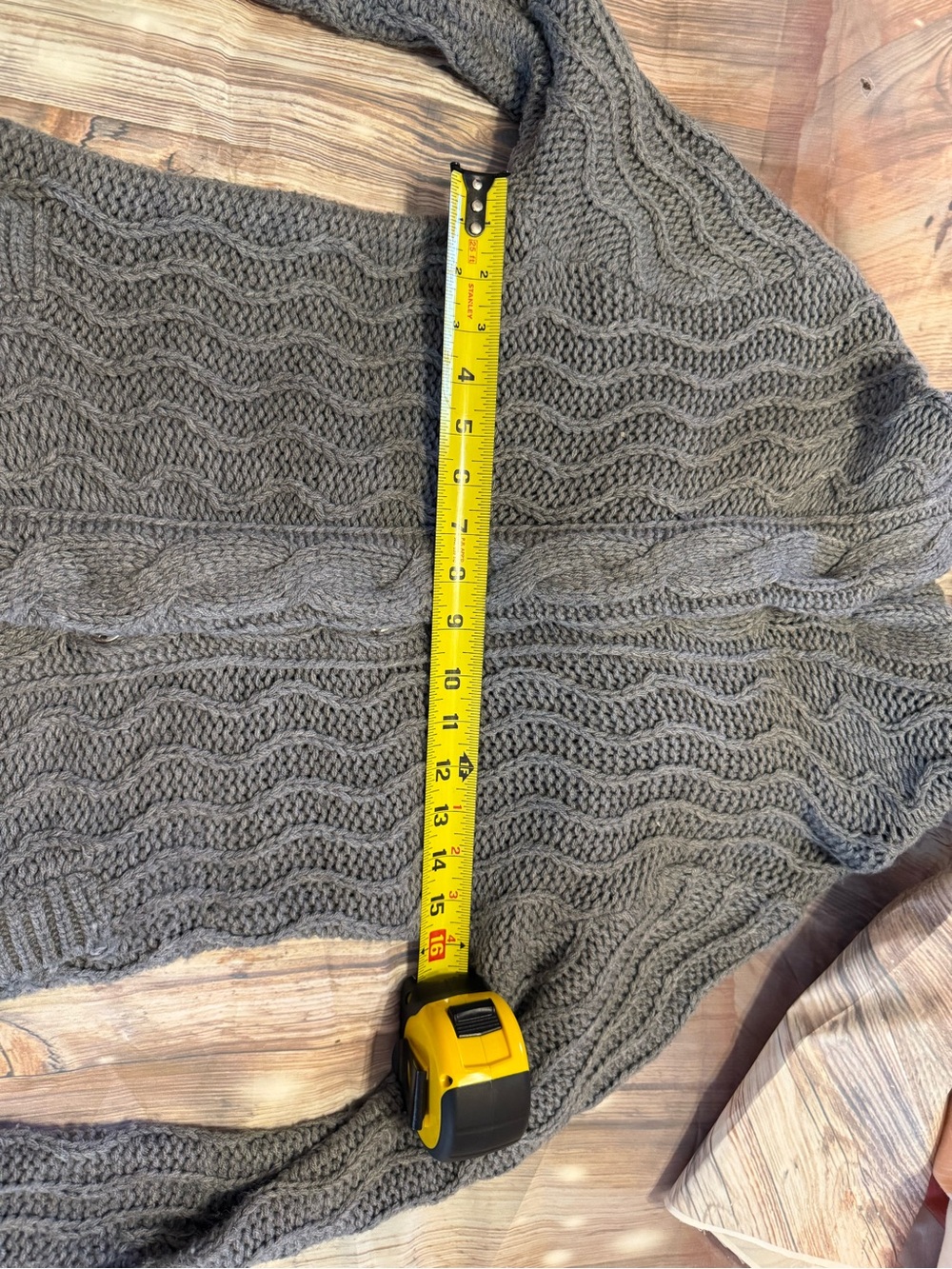 Cozy Cable Knit Button-Front Sweater Cardigan - Gray Vintage Y2K Zara - Picture 3 of 4